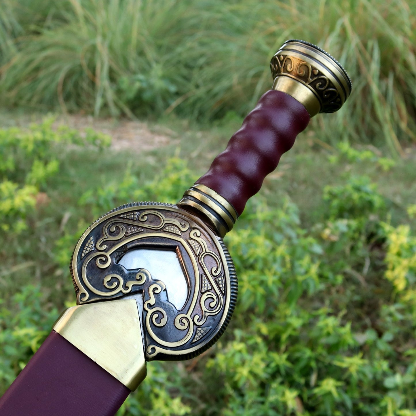 Glamdring: The Foe-Hammer