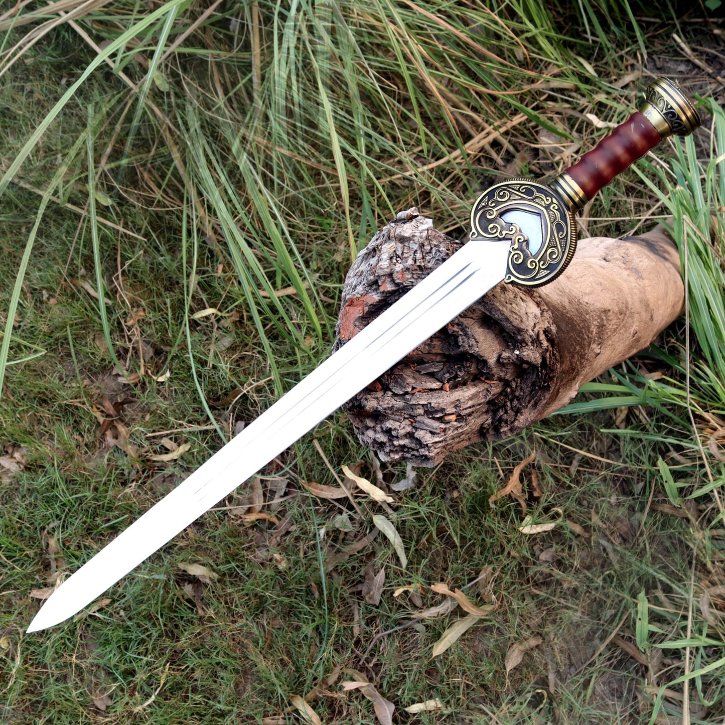 Glamdring: The Foe-Hammer